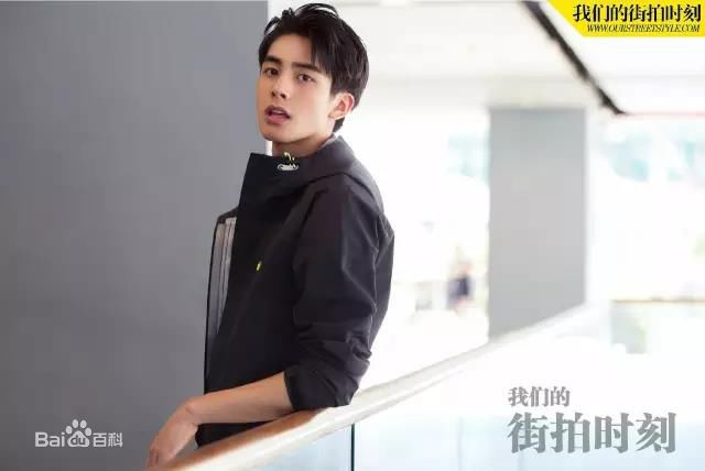 精选宋威龙(Song Weilong)在《我们的街拍时刻》中的图册