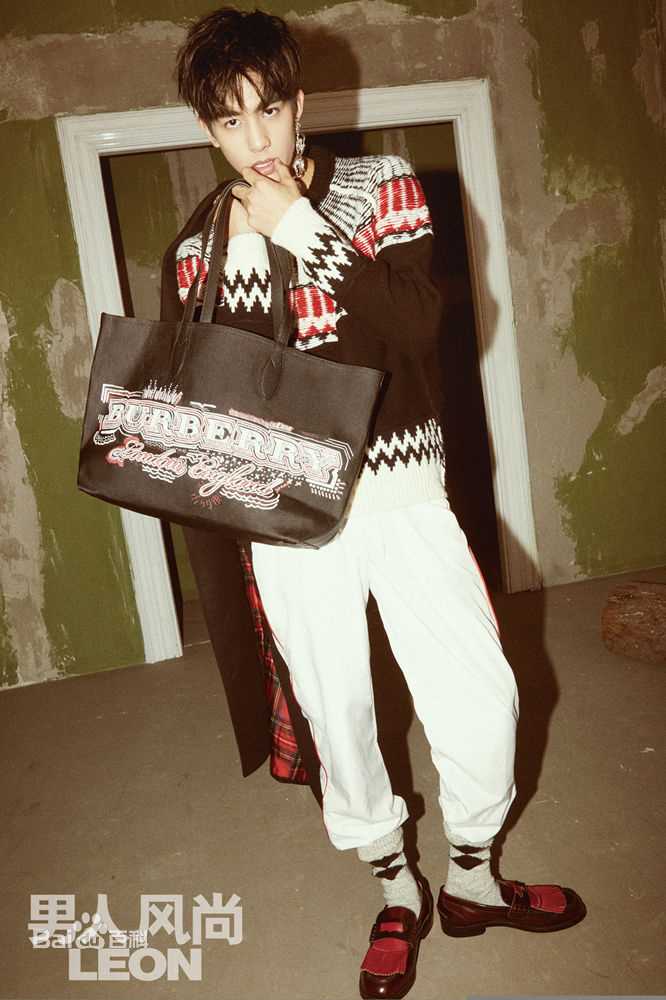 精选宋威龙(Song Weilong)在《男人风尚》中的图册