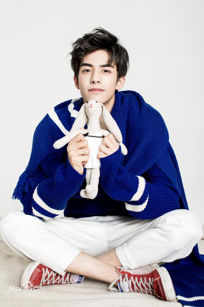 宋威龙(Song Weilong)前后照片