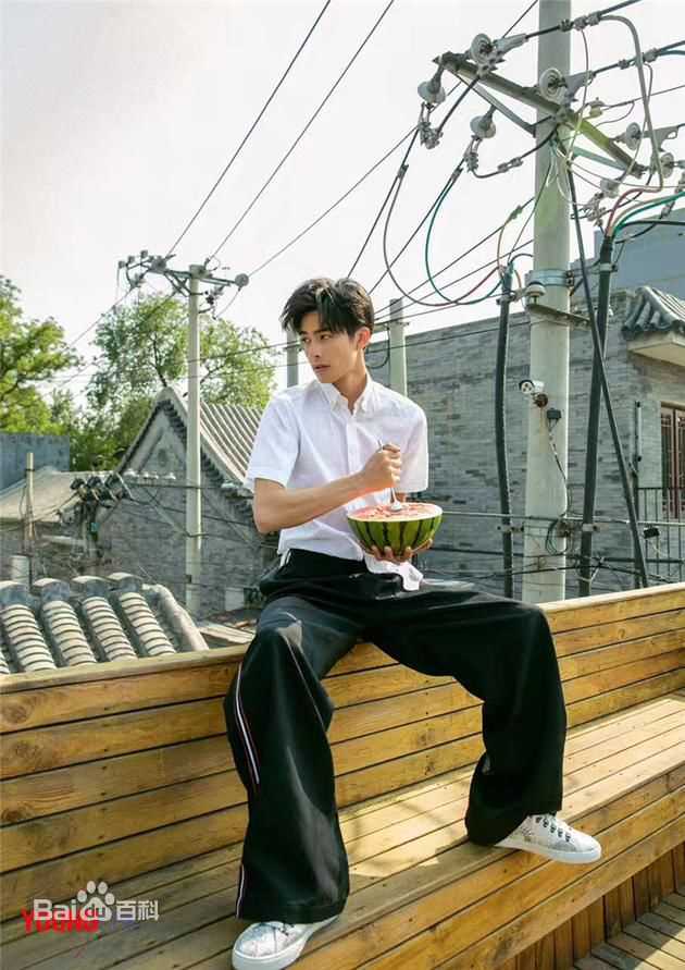 宋威龙(Song Weilong)前后照片