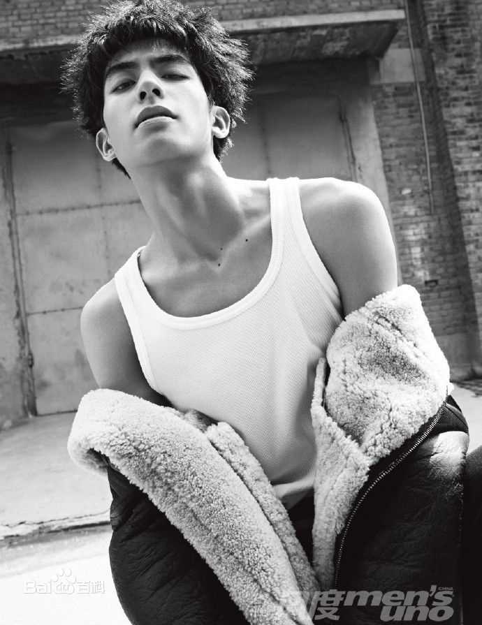 宋威龙(Song Weilong)前后照片