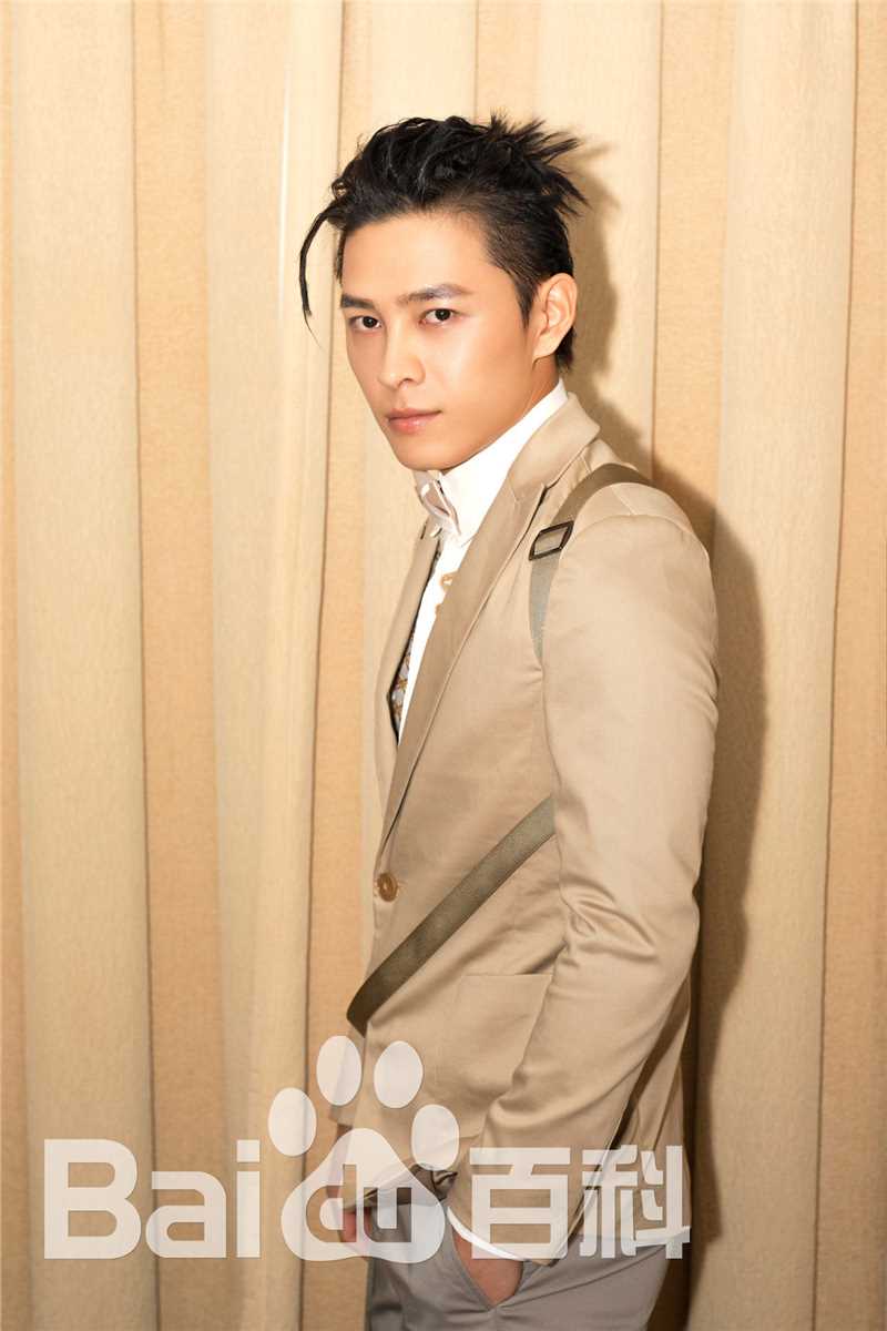 洪尧活动图性感图片壁纸