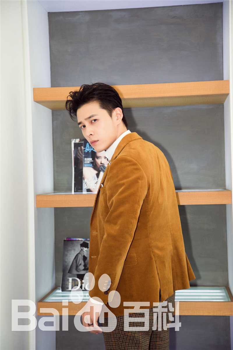 洪尧活动图性感图片壁纸