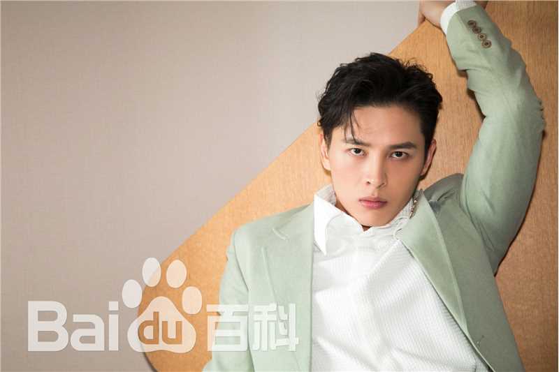 洪尧活动图性感图片壁纸