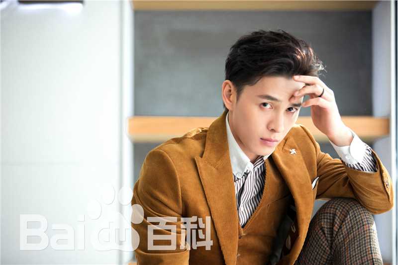 洪尧活动图性感图片壁纸