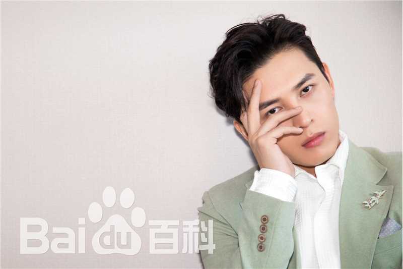 洪尧活动图性感图片壁纸