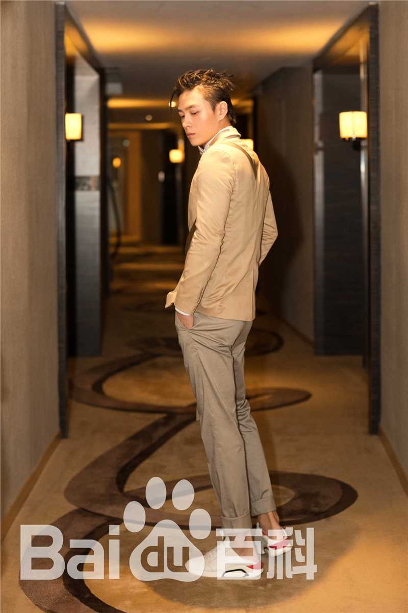 洪尧活动图性感图片壁纸