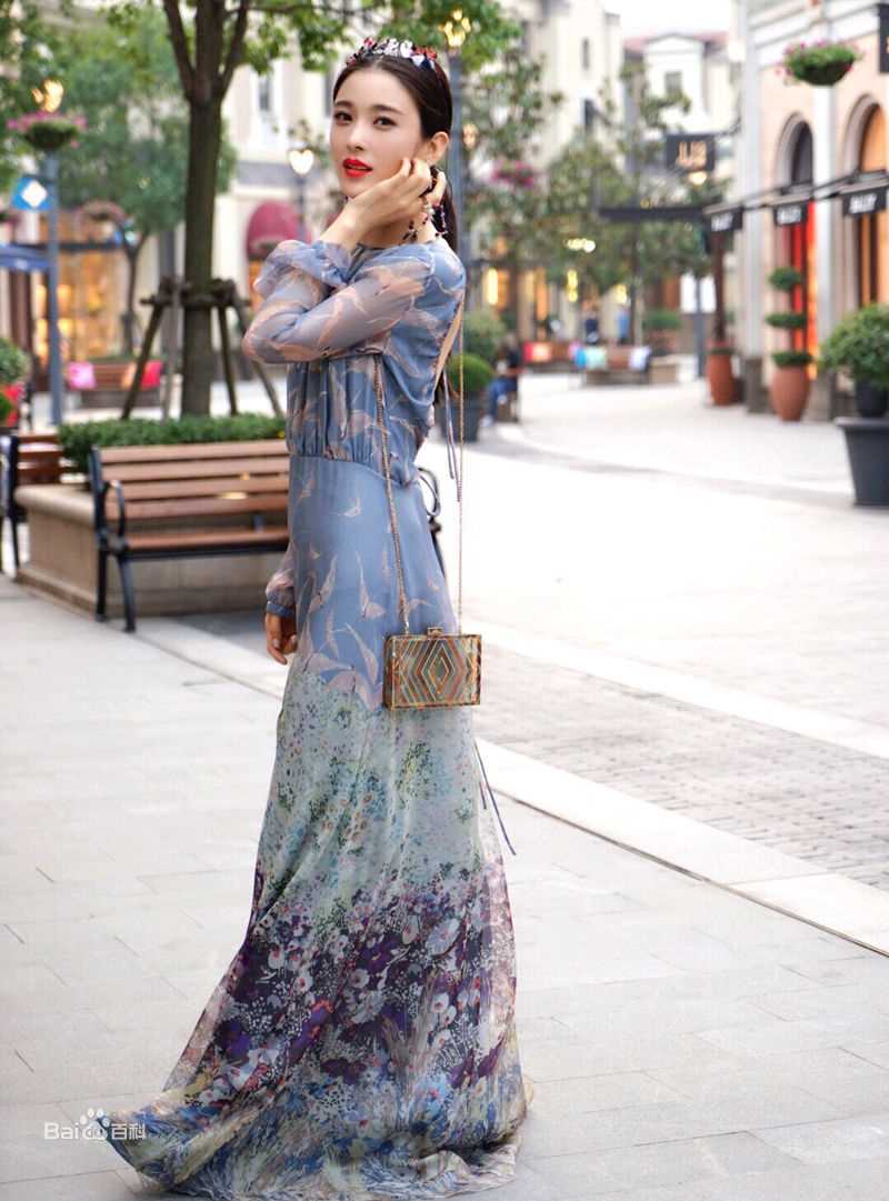 赵樱子(Sarah)街拍图片图集