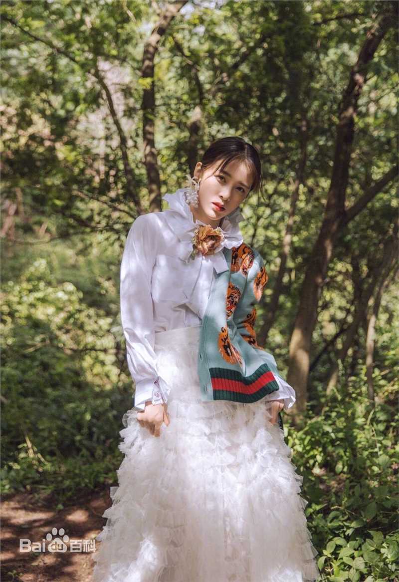 赵樱子(Sarah)最新森系壁纸