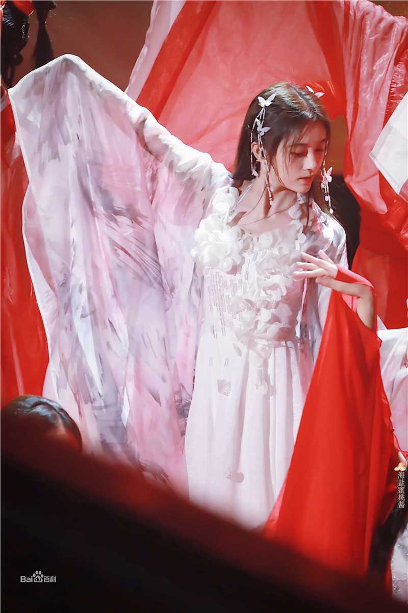 鞠婧祎(kiku)舞台图集前后照片