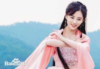 鞠婧祎(kiku)在《九州天空城》饰演雪飞霜中的