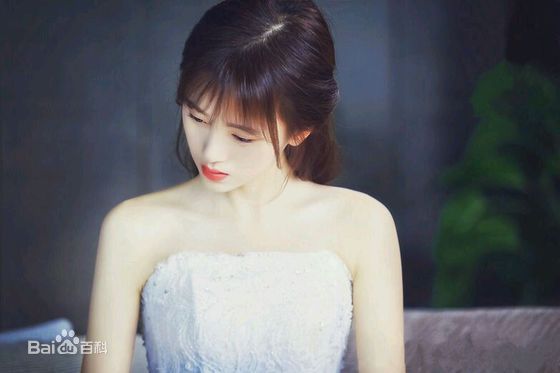 精选鞠婧祎(kiku)在《游泳先生》宋茶茶中的图册