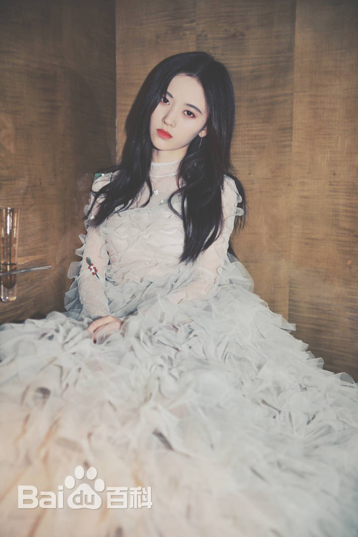 鞠婧祎(kiku)出席活动壁纸壁纸