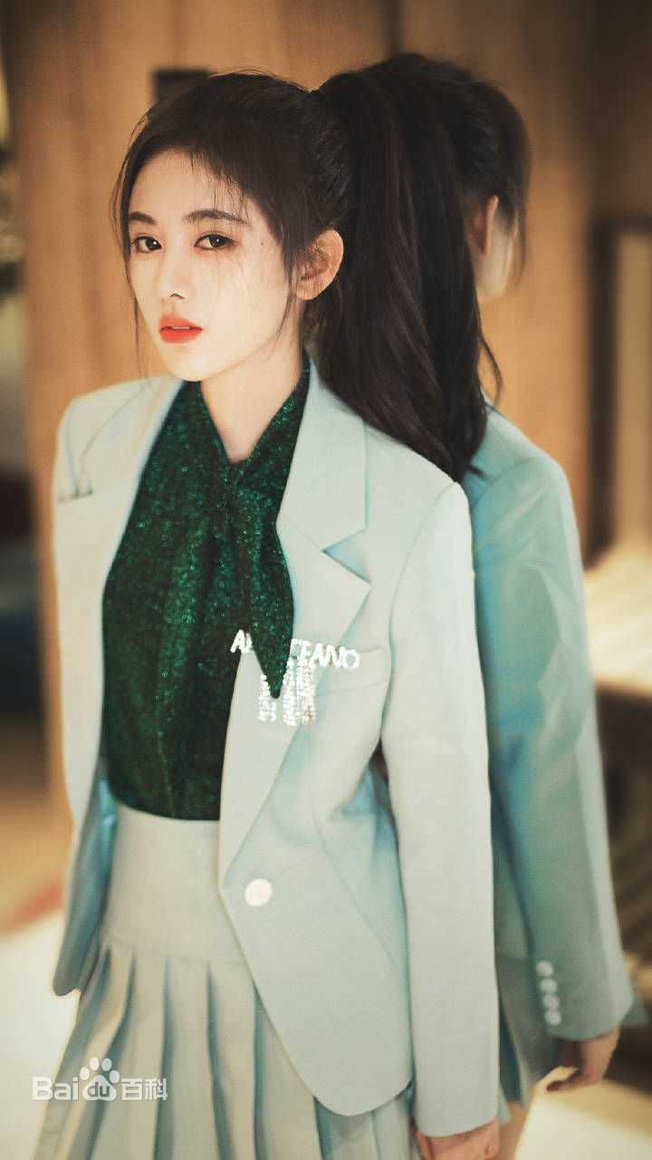 鞠婧祎(kiku)出席活动壁纸壁纸