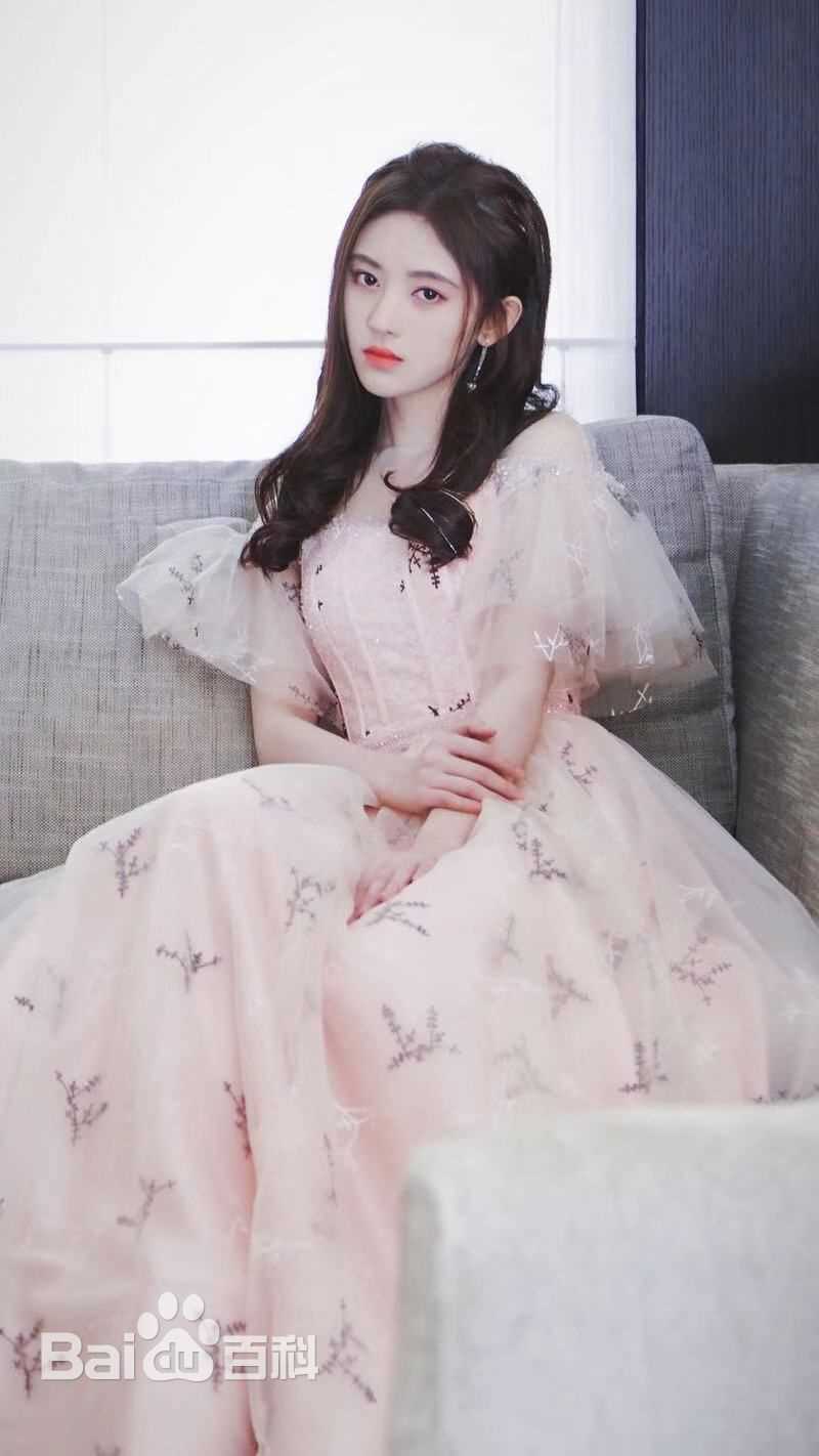 鞠婧祎(kiku)出席活动壁纸壁纸