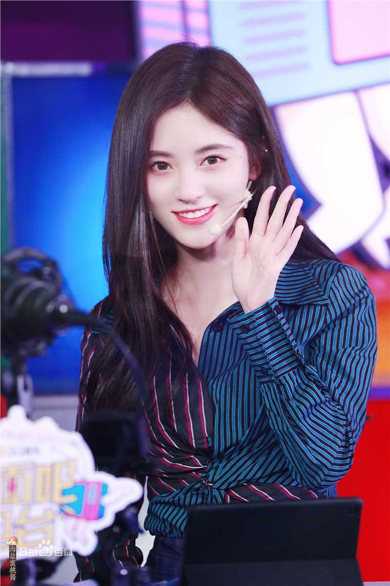 鞠婧祎(kiku)出席活动壁纸壁纸