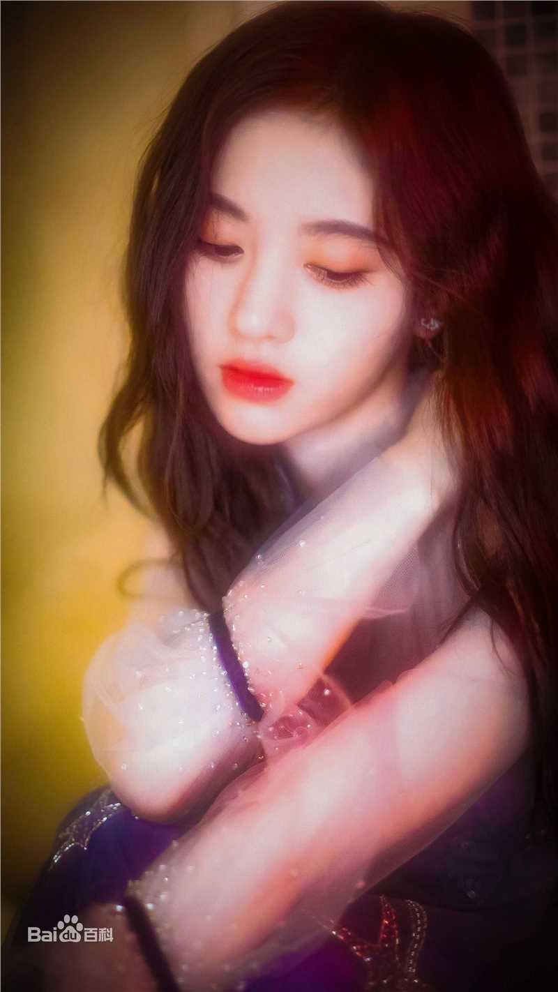 鞠婧祎(kiku)出席活动壁纸壁纸