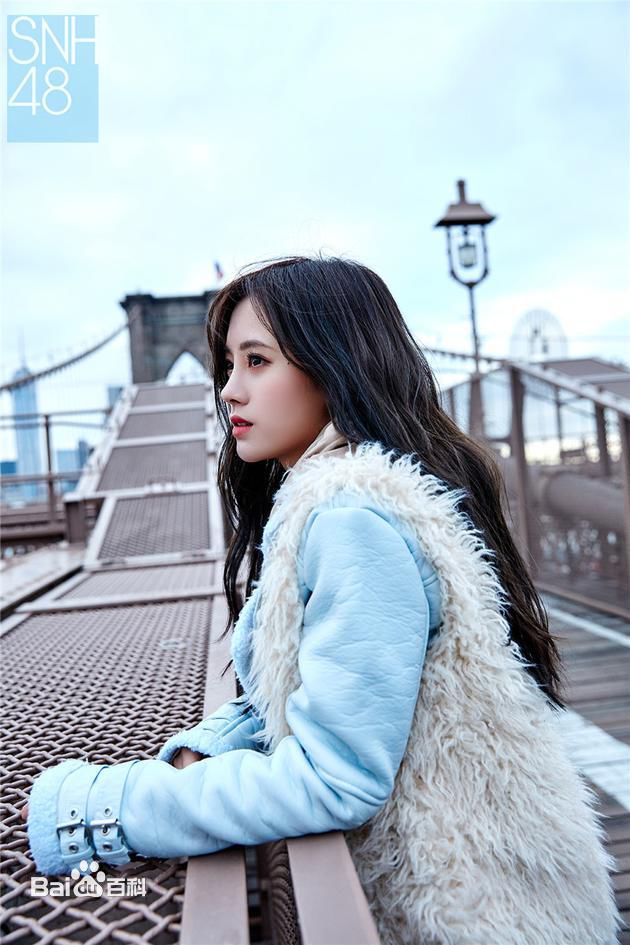 鞠婧祎(kiku)等不到你MV素颜照壁纸