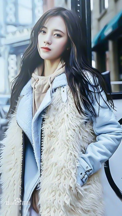 鞠婧祎(kiku)等不到你MV素颜照壁纸