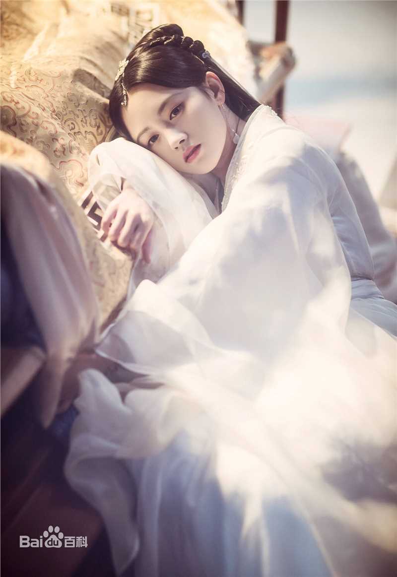 鞠婧祎(kiku)在《新白娘子传奇》白素贞中的