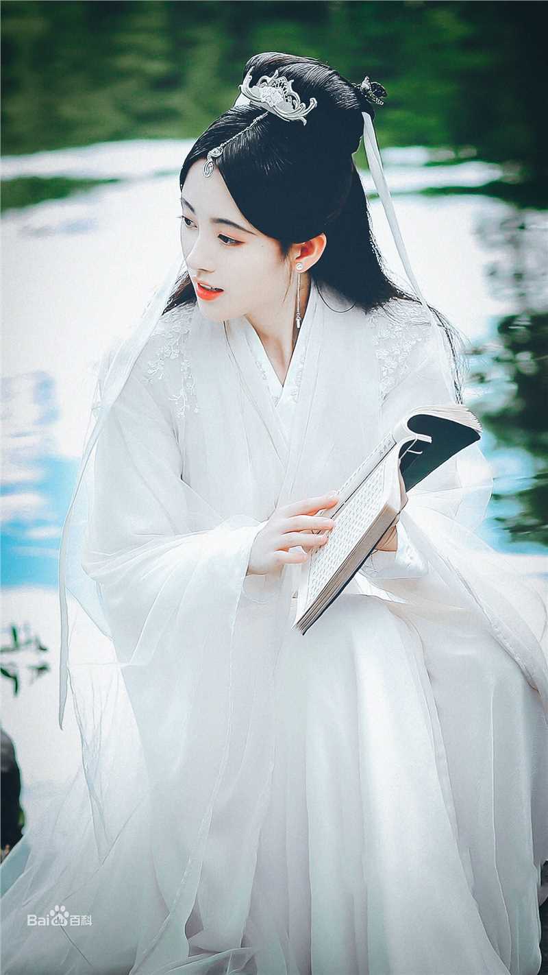 鞠婧祎(kiku)在《新白娘子传奇》白素贞中的