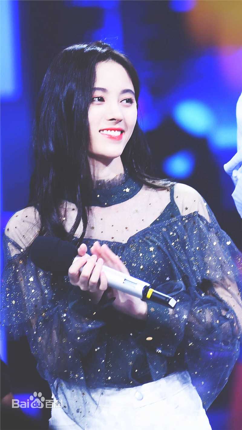 鞠婧祎(kiku)快乐大本营生活照