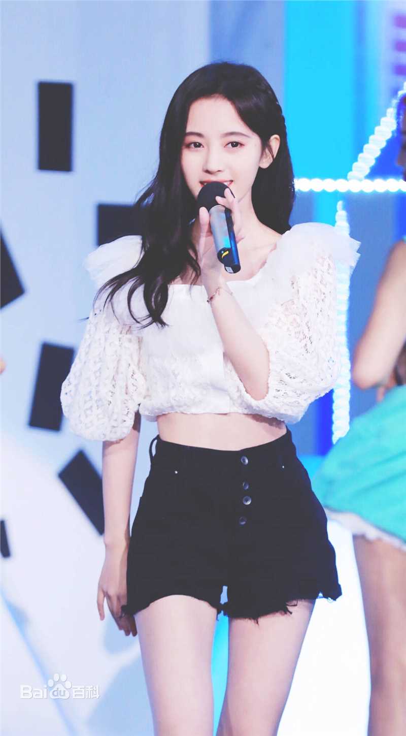 鞠婧祎(kiku)快乐大本营生活照