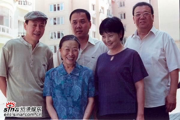 张少华2006年《常回家看看》最新剧照