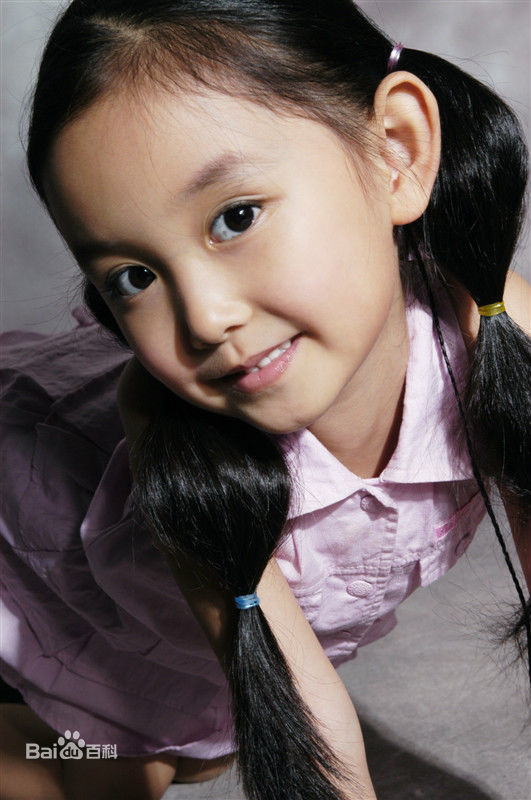 蒋依依(Olivia)照片前后照片