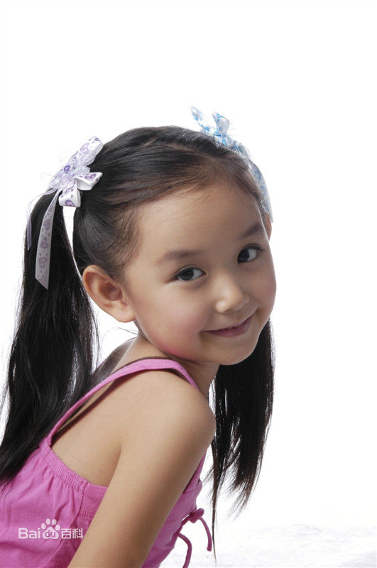 蒋依依(Olivia)照片前后照片