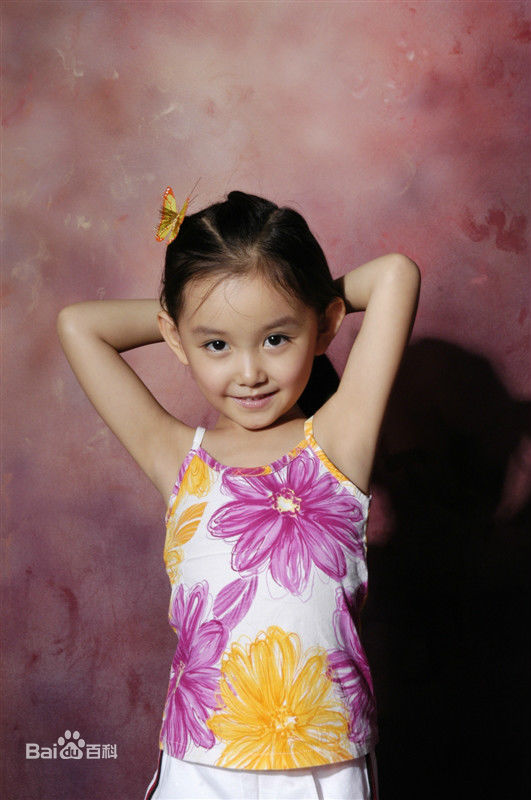 蒋依依(Olivia)照片前后照片