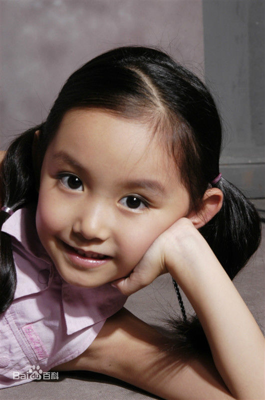 蒋依依(Olivia)照片前后照片