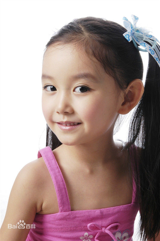 蒋依依(Olivia)照片前后照片