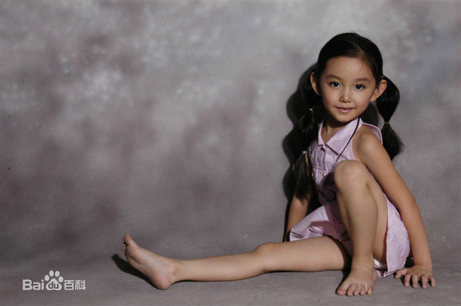 蒋依依(Olivia)照片前后照片