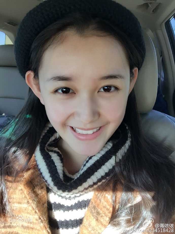 蒋依依(Olivia)生活素颜照相册