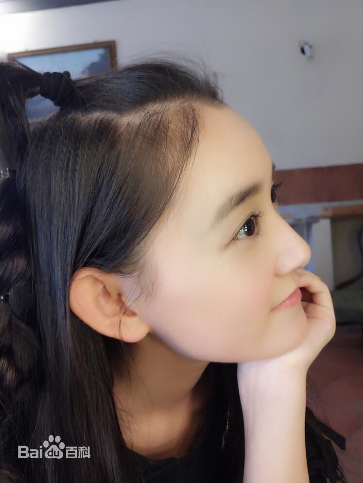 蒋依依(Olivia)生活素颜照相册