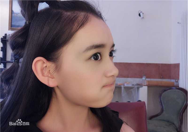 蒋依依(Olivia)生活素颜照相册