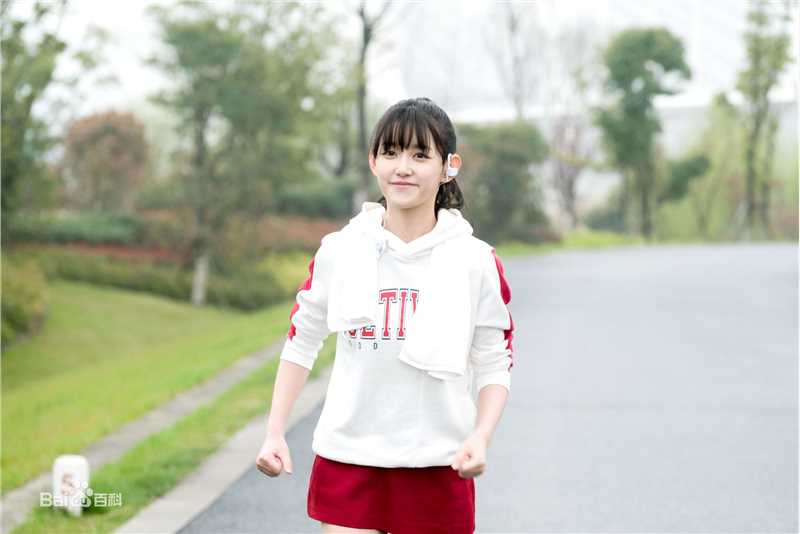 最新蒋依依(Olivia)在《端脑》相册中的壁纸