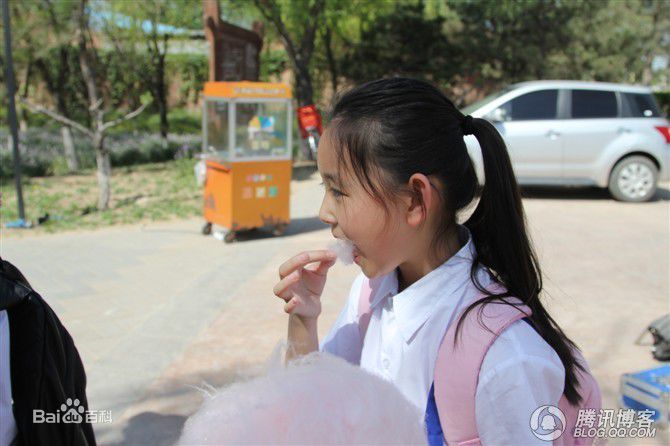 蒋依依(Olivia)拍摄MV花絮图性感图片图集