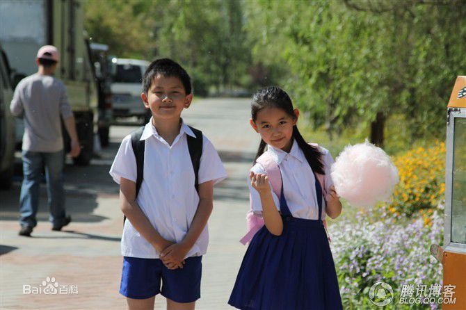 蒋依依(Olivia)拍摄MV花絮图性感图片图集