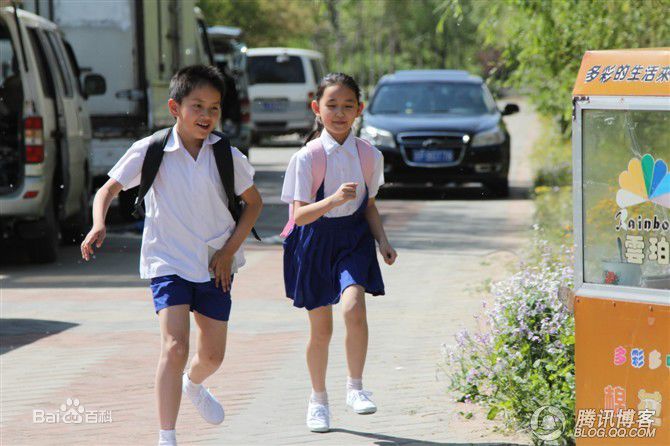 蒋依依(Olivia)拍摄MV花絮图性感图片图集