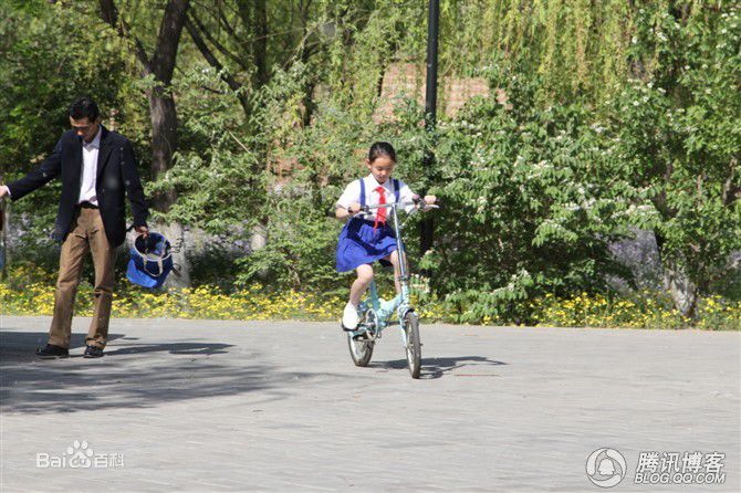 蒋依依(Olivia)拍摄MV花絮图性感图片图集