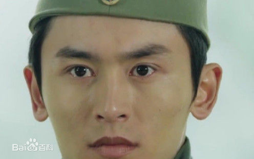 精选张哲瀚在《解密》韩冰中的图册