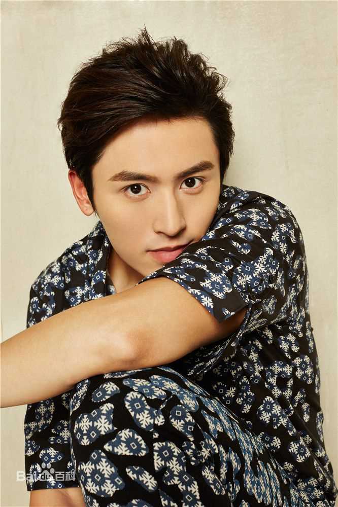 高清张哲瀚图片