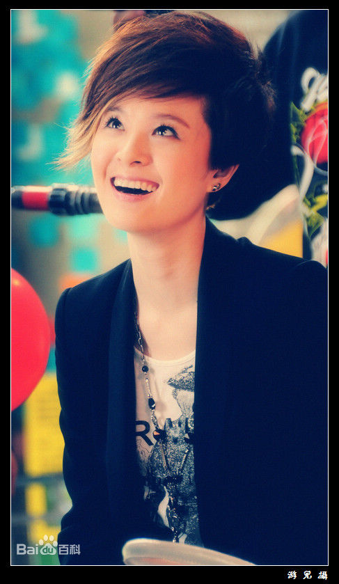 陈思斯思斯最近照片壁纸壁纸