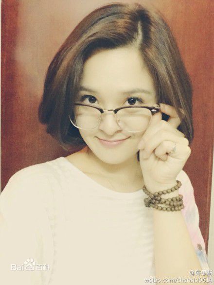 陈思斯思斯最近照片壁纸壁纸