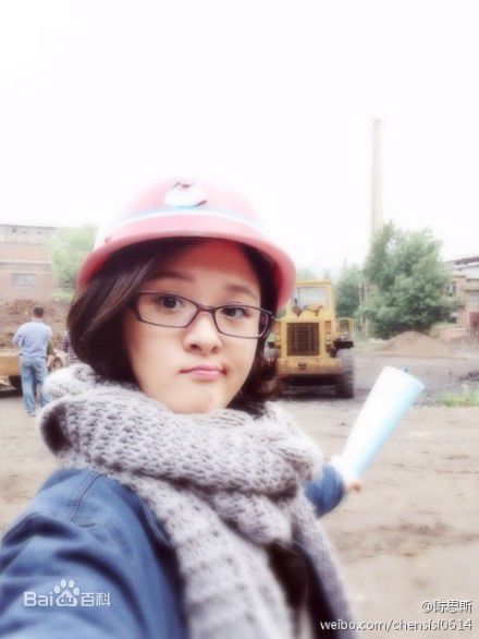 陈思斯思斯最近照片壁纸壁纸