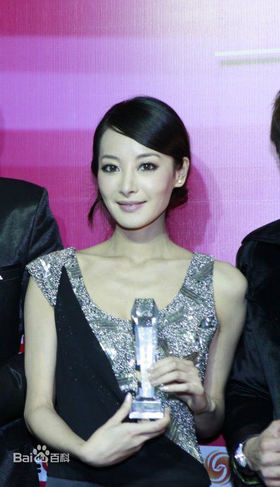 朱虹生活照前后照片