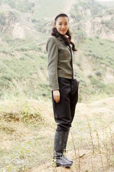 朱虹战火高清剧照