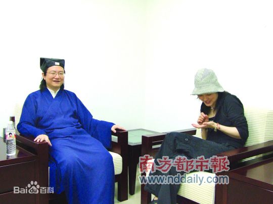 李一的采访照生活照相册